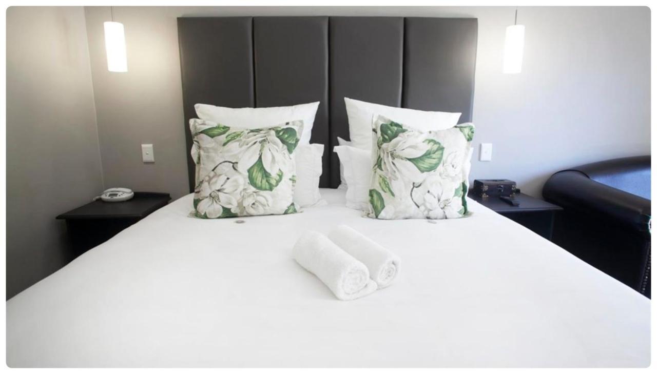Ruslamere Hotel And Conference Centre Durbanville Ngoại thất bức ảnh