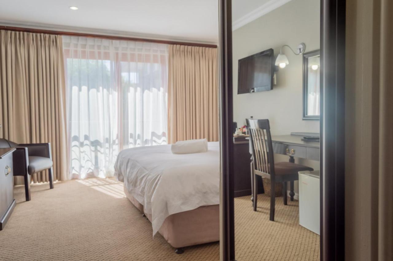 Ruslamere Hotel And Conference Centre Durbanville Ngoại thất bức ảnh